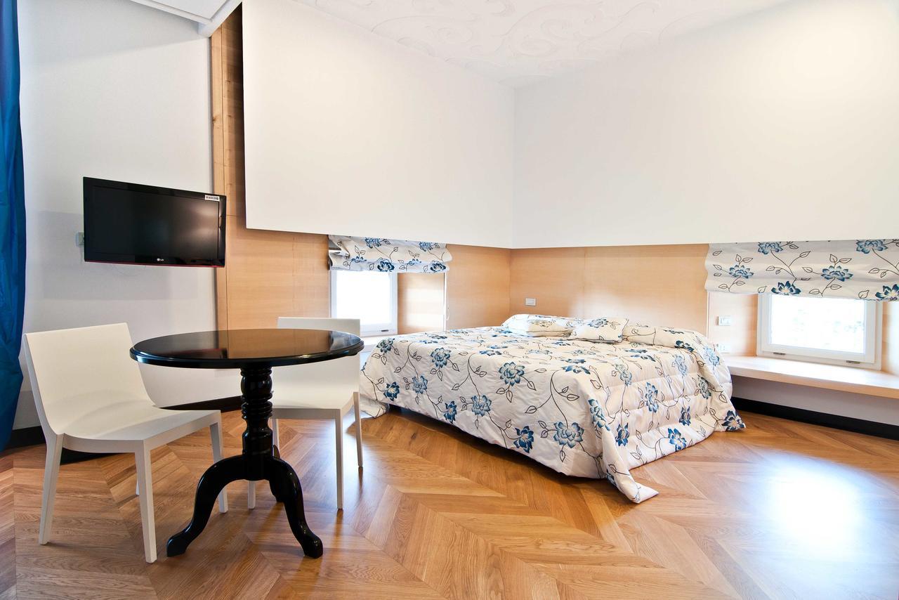 Palazzo Dei Concerti Bed & Breakfast Torre Annunziata Dış mekan fotoğraf